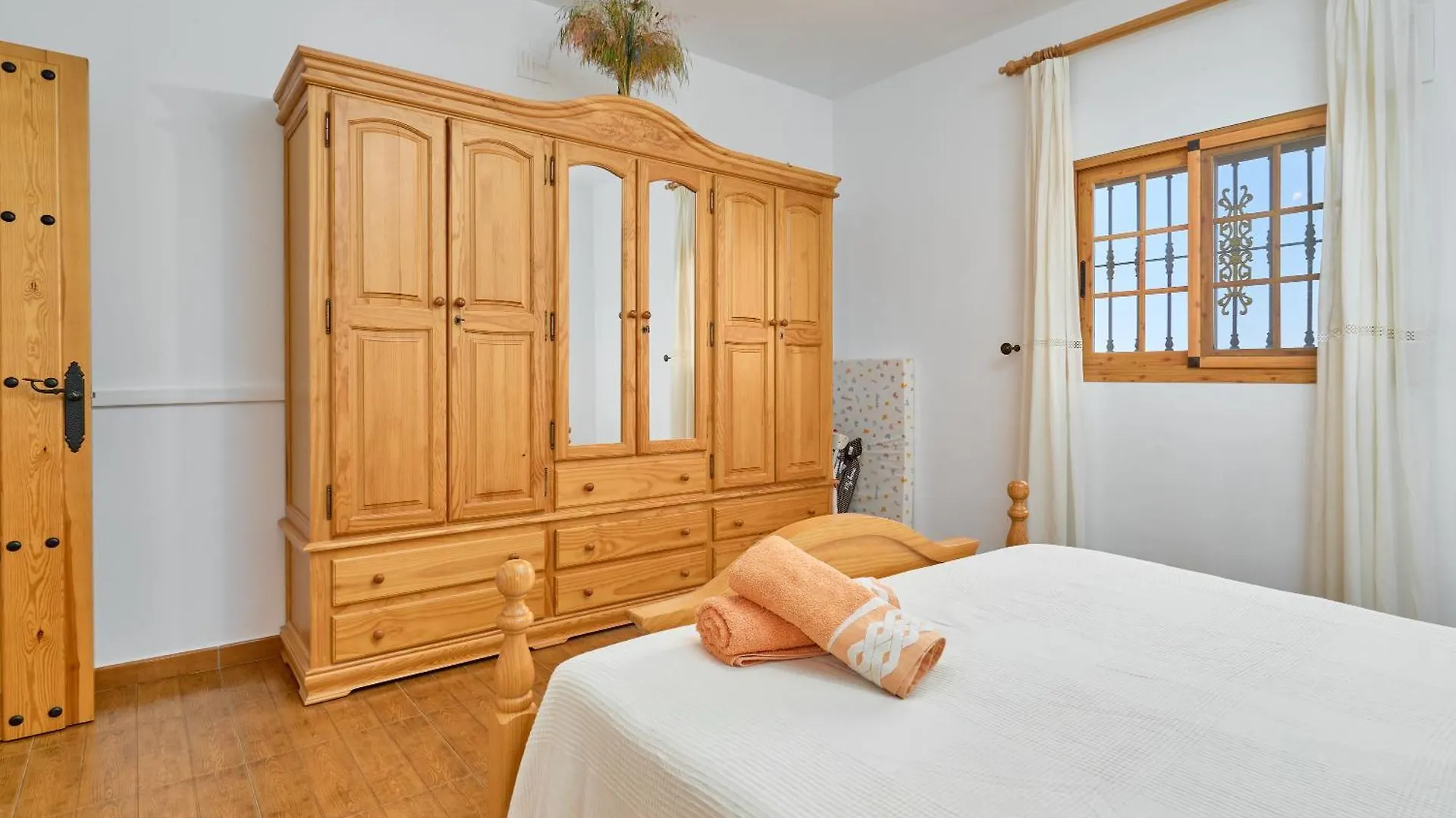 Semesterbostad Cortijo La Encina Villa Sayalonga Spanien