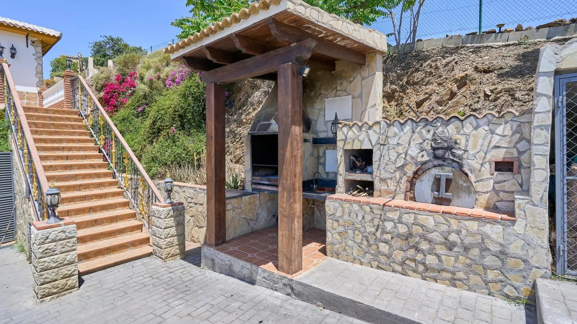 Villa Cortijo la Encina Sayalonga España